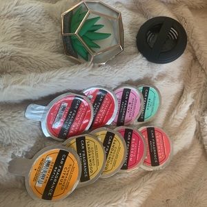 Bath & Body Works car fragrance set
